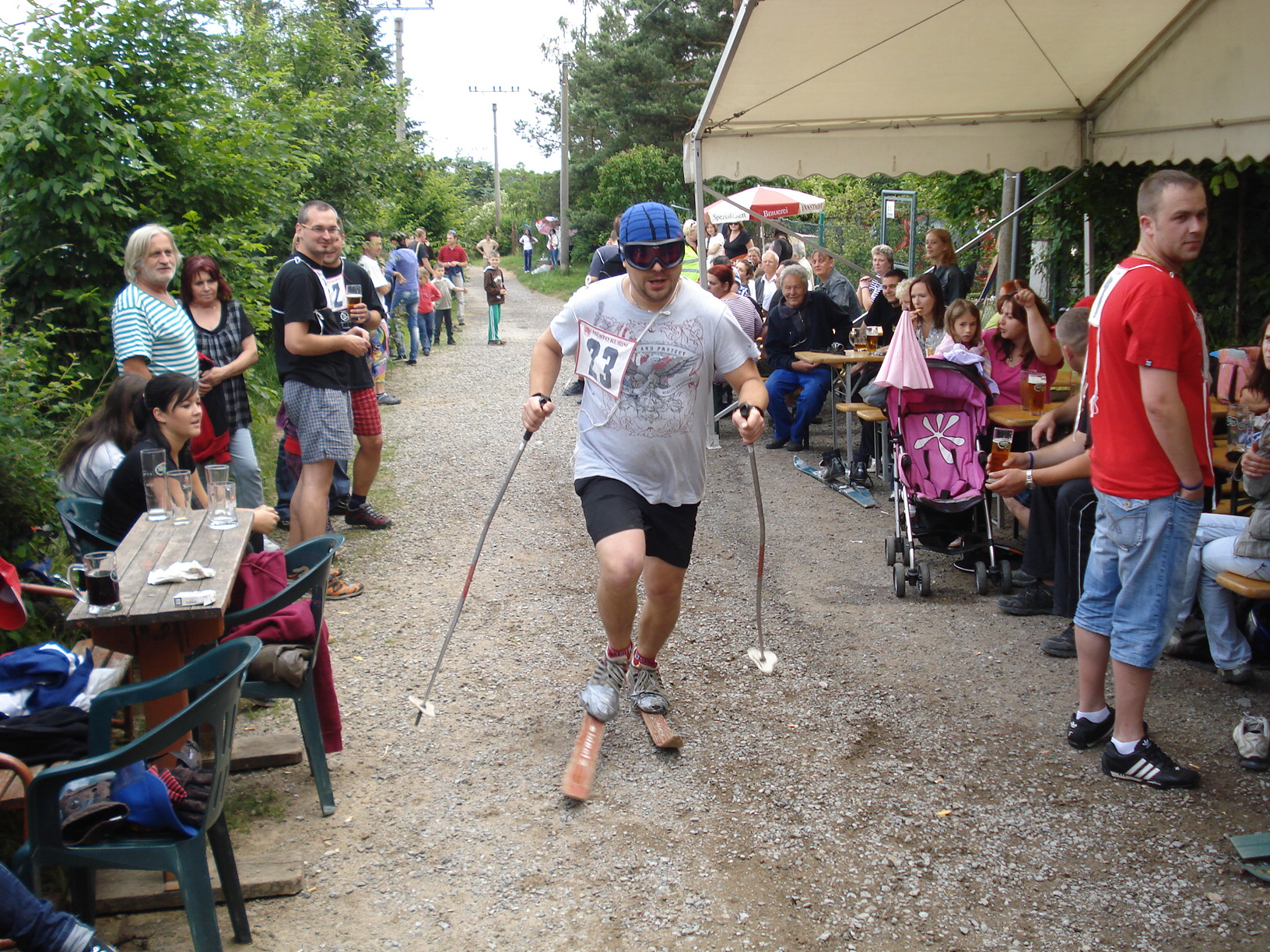 u-jerousku-1920zlatalyze2010-077