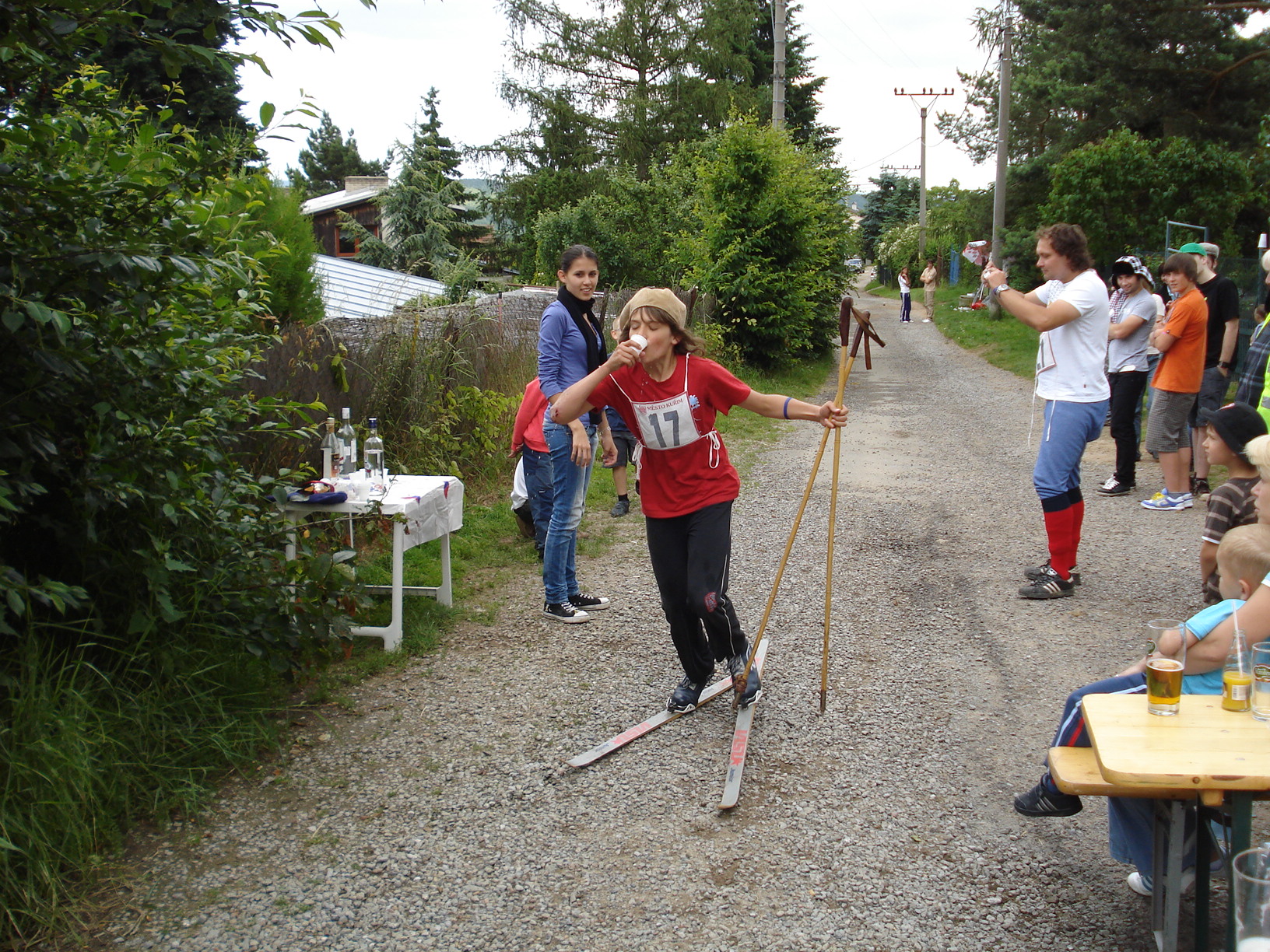 u-jerousku-1920zlatalyze2010-091